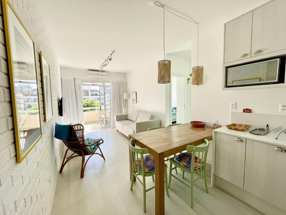 Belo Apto Com Churrasqueira A 100m Da Apartamento Florianopolis